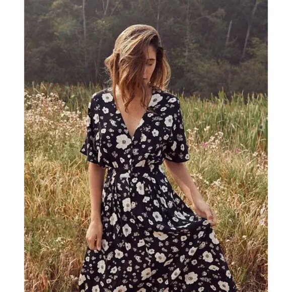 Christy Dawn Lottie night cosmo floral print maxi dress - Picture 2 of 10